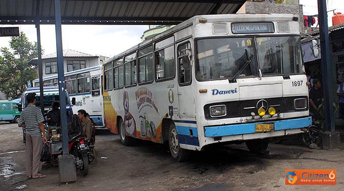 Bus Damri, Nasibnya Seperti Anak Tiri