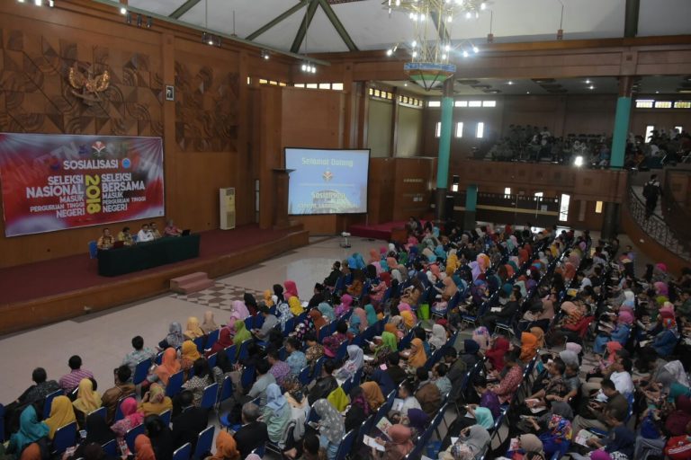 1000 Orang Peserta Ikuti Sosialisasi SNMPTN UPI 2018