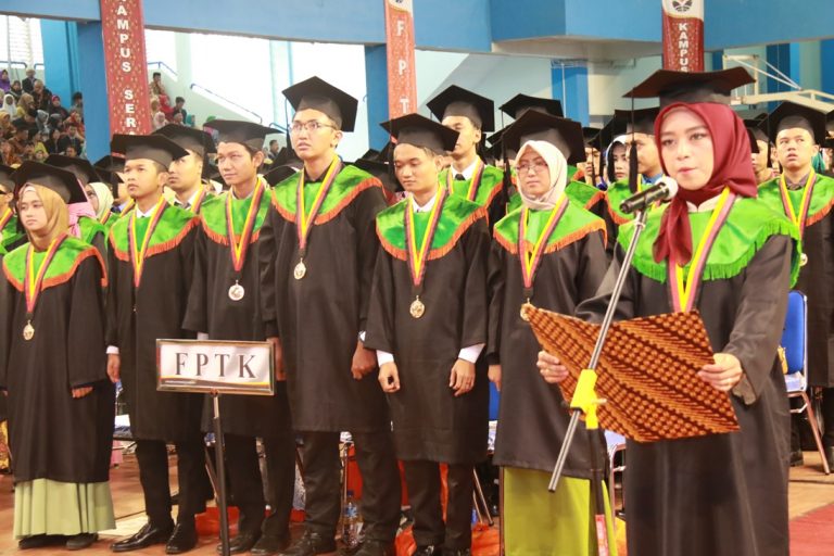 Produk IPTEK Tidak Bisa Gantikan Peran Guru