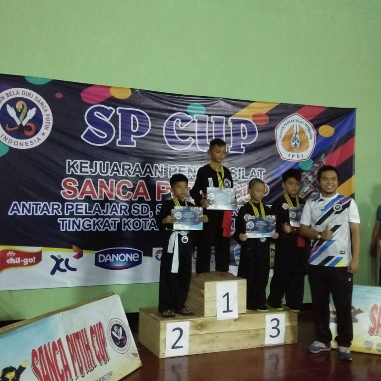 SD Labschool UPI Tasikmalaya Raih Juara Umum Sanca Putih Cup