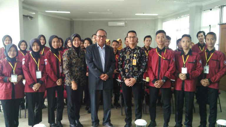 Belajar Keprotokolan, Unigal Kunjungi Probumsil UPI