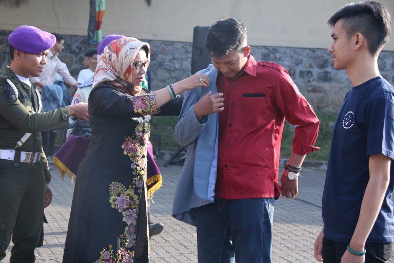 Direktur Pembelajaran Kemenristekdikti Melepas 4.956 Mahasiswa UPI Peserta KKN Tematik