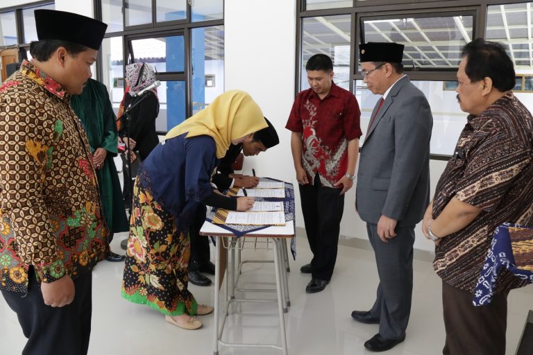 Rektor UPI Lantik Kepala SD dan TK Sekolah Laboratorium Percontohan UPI