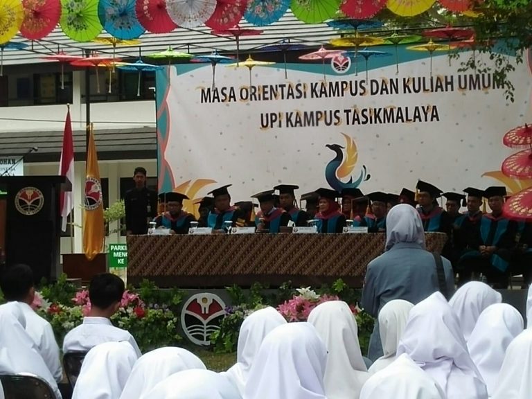 Wujud Bakti Probumsil UPI  Kawal Pembukaan Mokaku UPI Tasikmalaya