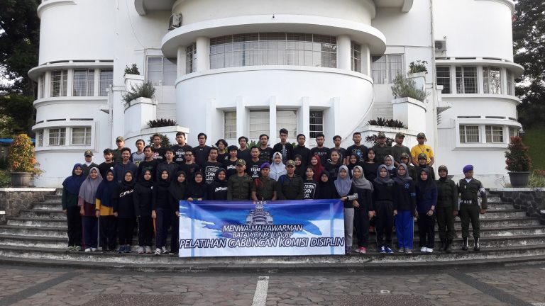 Menwa Yon XI/UPI Gelar Latgab Komdis