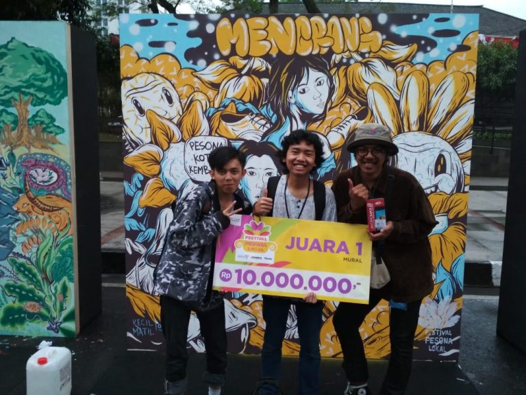 Tiga Mahasiswa Pendidikan Seni Rupa UPI Raih Juara 1 Lomba Mural