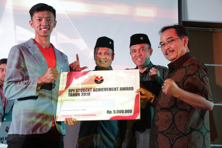UPI ACHIEVEMENT STUDENT AWARD, Apresiasi Bagi Mahasiswa dan Pembimbing