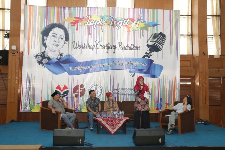 Krontjong Lapis Legit UPI untuk Waldjinah