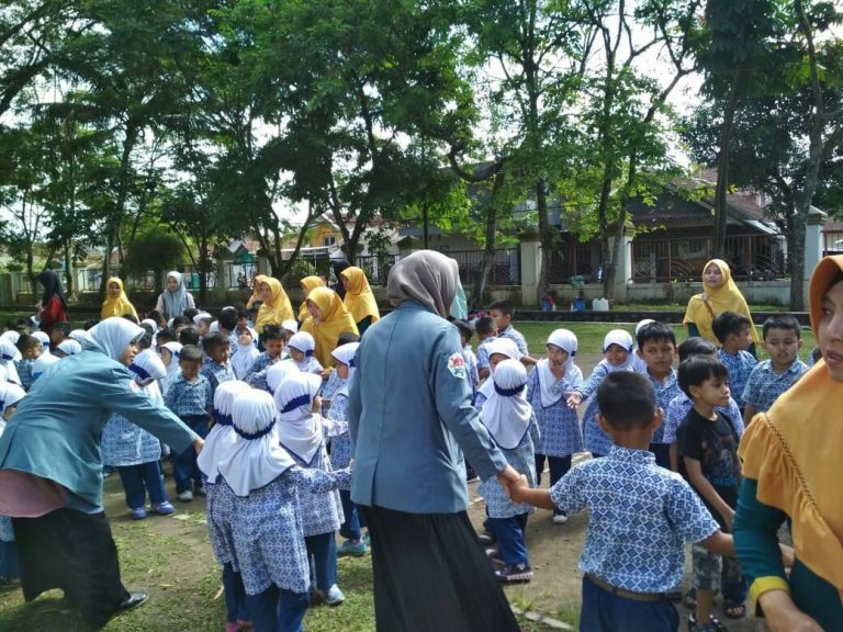 RA. Raihan Goes to Campus
