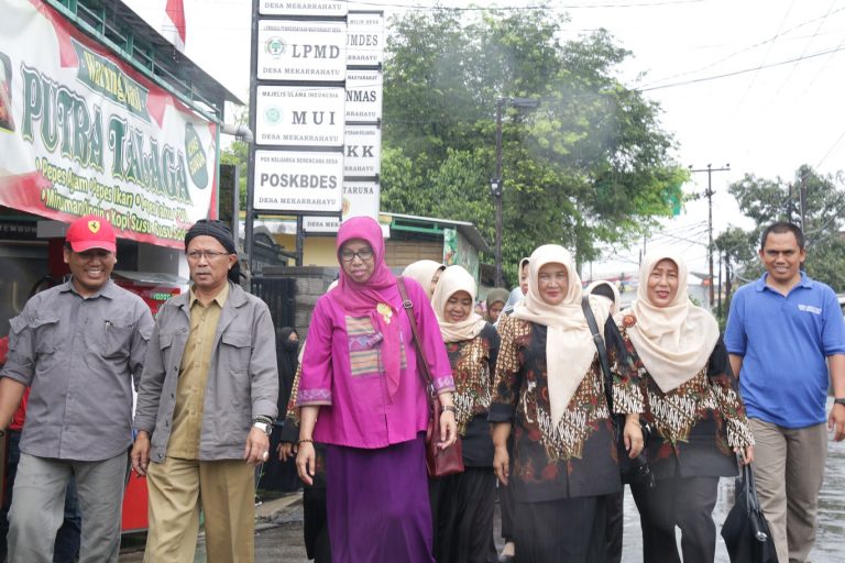 Mahasiswa UPI Laksanakan KKN Tematik Citarum Harum Pentahelix
