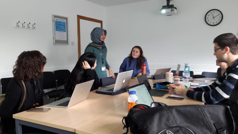 Mengenalkan Budaya Indonesia melalui Pembelajaran BIPA di SOAS University of London
