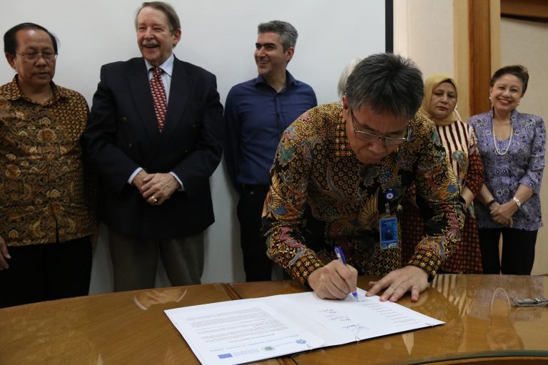 Penandatanganan MoU dan MoA, Akhiri International kick off Meeting of the EU Project on INTEM