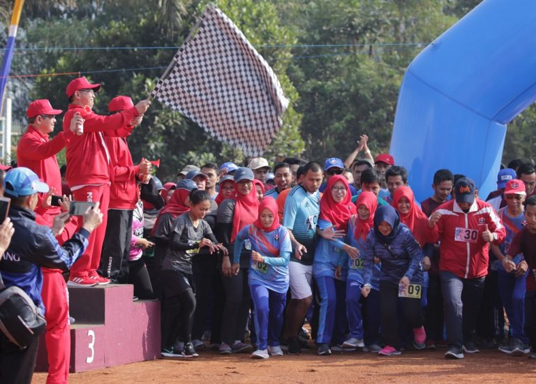 Rektor UPI Buka Gelaran Pekan Olahraga Dosen dan Karyawan