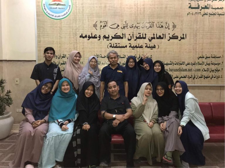 Arabic Education of Universitas Pendidikan Indonesia Performs  International Community Service in Egypt