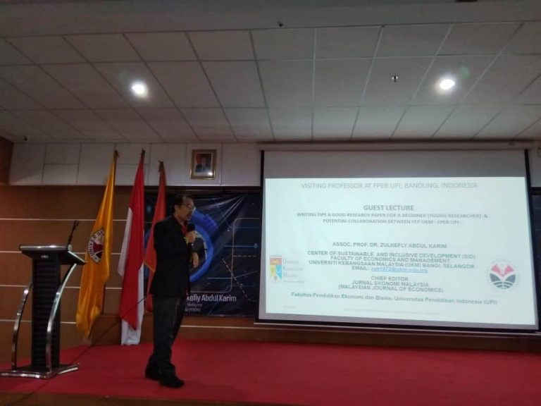 Prodi Pendidikan Akuntansi Ikuti Kuliah Umum Penulisan Artikel Ilmiah