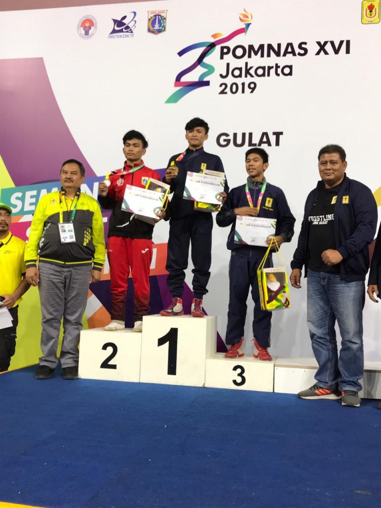Cabor Gulat Bapomi Jabar Raih 1 Emas, 1 Perak, dan 3 Perunggu