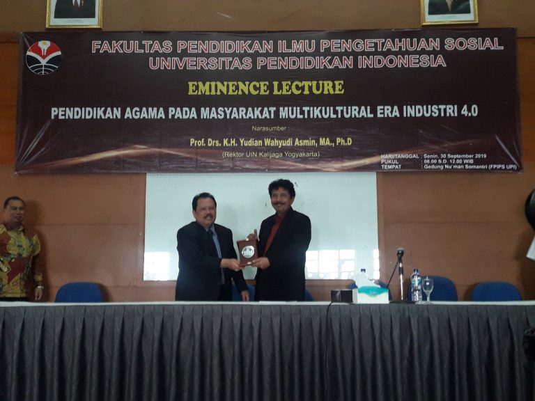 Eminence Lecture: Religious Instruction in a Muticultural Society in the 4.0 Era by Prof. Drs. K.H. Yudian Wahyudi Asmin, MA., Ph.D