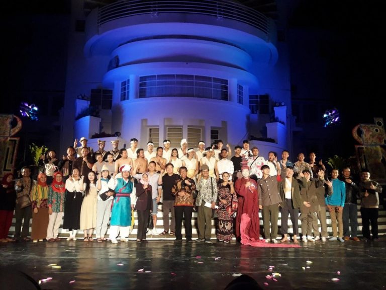 The 4th Bandung Isola Performing Arts Festival (BIPAF) 2019: Performance Art Creative Innovation and Collaborative Artwork