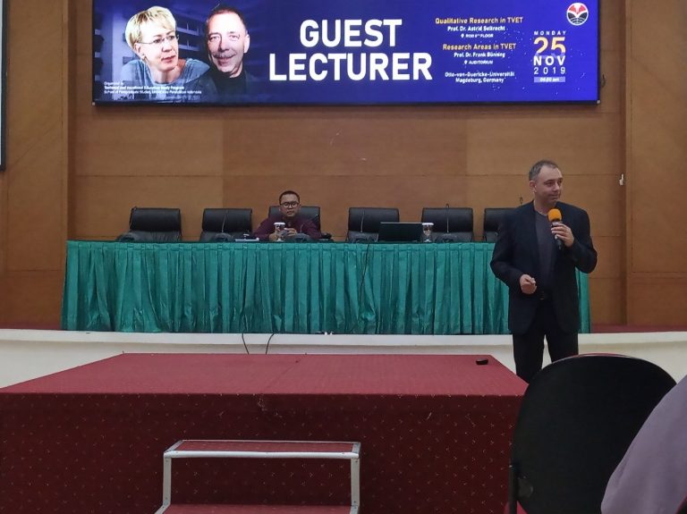 Guest Lecturers from Germany Discusses TVET with Postgraduates