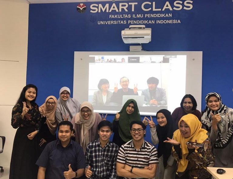 Aplikasi Smart Class Universitas Pendidikan Indonesia dengan  Tohoku University