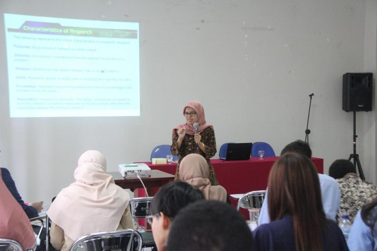 Joint Seminar in Research Method in Science for International Students of UPI and Telkom University