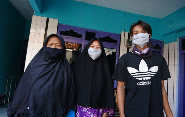 DESA JATIPAMOR TERIMA MANFAAT POSITIF KKN COVID-19 UPI