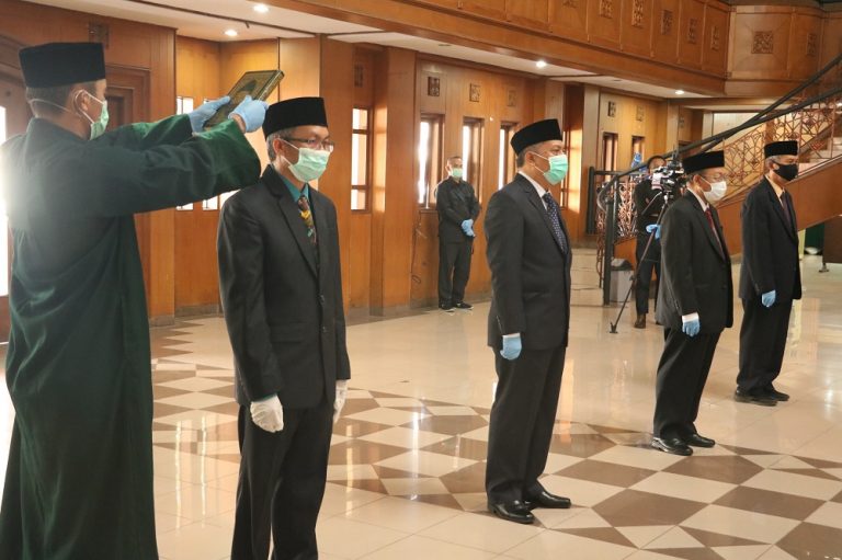 Pelantikan Wakil Rektor UPI Masa Bakti 2020-2025