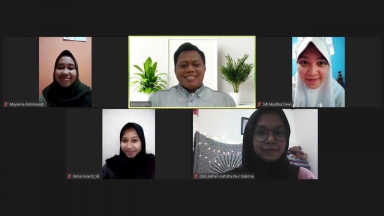 TIM PKM KEWIRAUSAHAAN FPBS UPI CIPTAKAN ES KRIM DAUN SUKUN