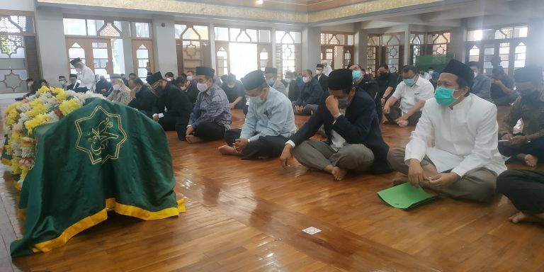 Profesor Asmawi Zainul Meningal Dunia