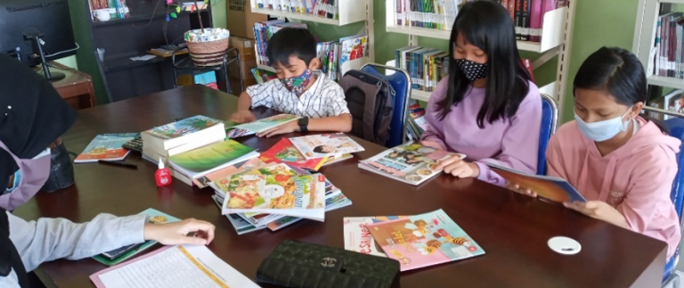KKN Tematik UPI 2021: Tingkatkan Kembali Kemampuan Literasi Membaca Anak di Masa Pandemi Covid-19