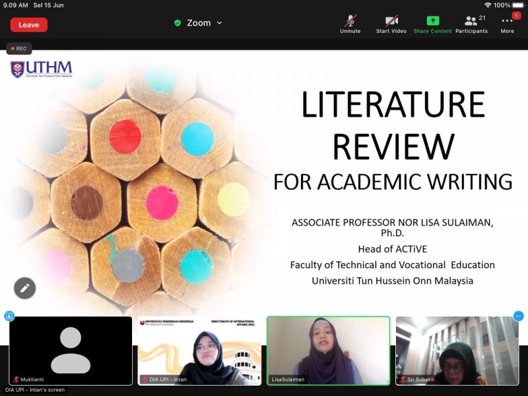 Divisi Pengembangan Program International dan Kantor Jurnal Publikasi DIA UPI Selenggarakan Workshop Literature Review for Academic Writing