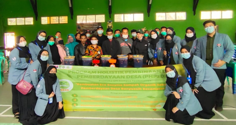TIM PHP2D Pramuka UPI Kampus Tasikmalaya Sukses Laksanakan Sosialisasi dan Workshop Pembuatan Eco Enzyme
