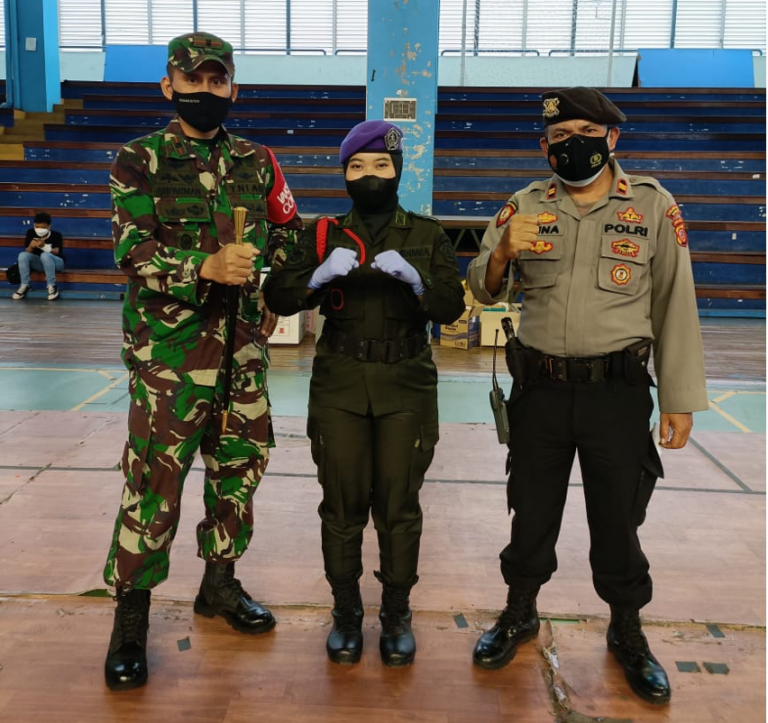 Menwa Yon XI Kompi Prabu Geusan Ulun Berpartisipasi dalam Vaksinasi Tahap Kedua Sinergi UPI dan Kodam III Siliwangi