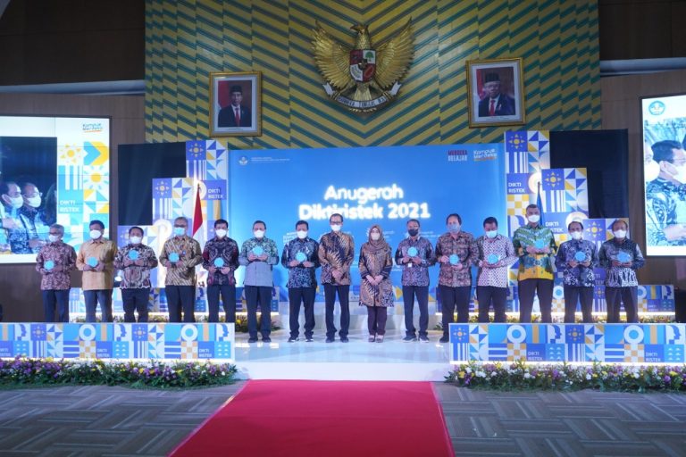 UPI Sukses Borong Penghargaan pada Anugerah Diktiristek