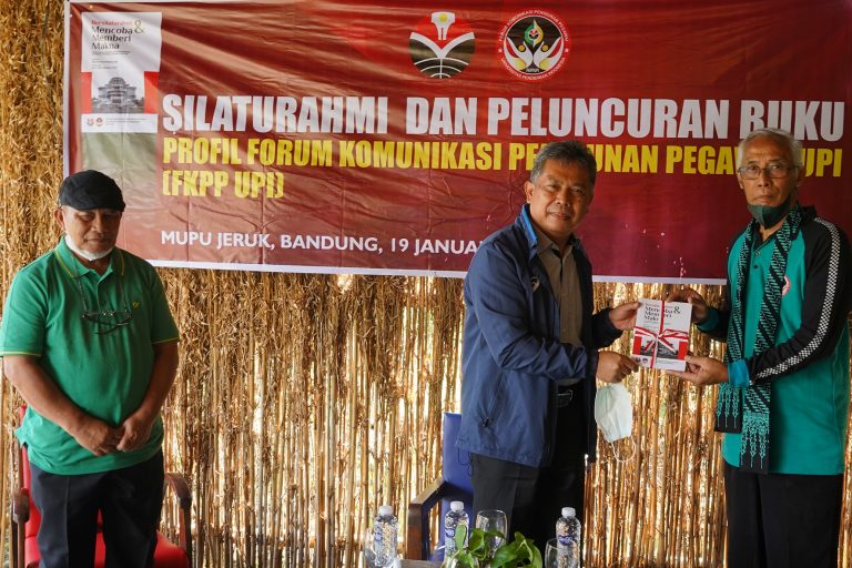 Forum Komunikasi Pensiunan Pegawai UPI Luncuran Buku Profil FKPP UPI