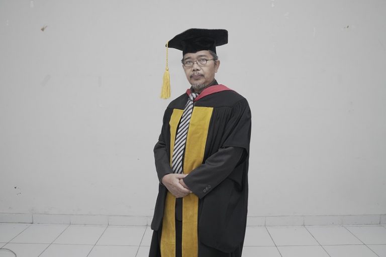 Pemanfataan Teknologi Telekomunikasi Di Masyarakat: Status, Permasalahan Dan Prospeknya