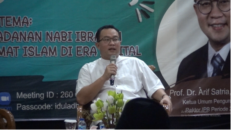 UPI GELAR TAYANG BINCANG BERSAMA REKTOR IPB SAMBUT IDUL ADHA 1443 H