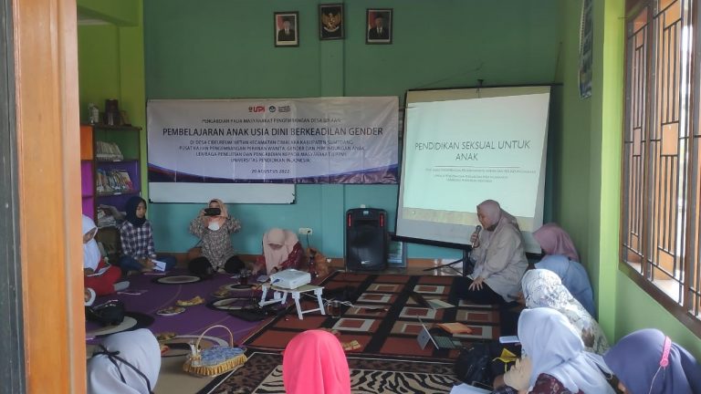 Tim Kajian PKPWA LPPM UPI 2022 Giat PkM Usung Pembelajaran Usia Dini Berkeadilan Gender