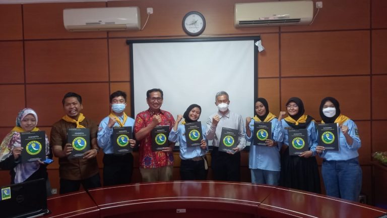 Peringati HUT ke-77 Kemerdekaan RI, UKM Mahacita UPI Luncurkan Jurnal Penelitian dan Pengabdian Pada Masyarakat