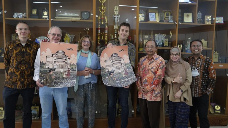 Profesor dari Leiden University Kunjungi UPI