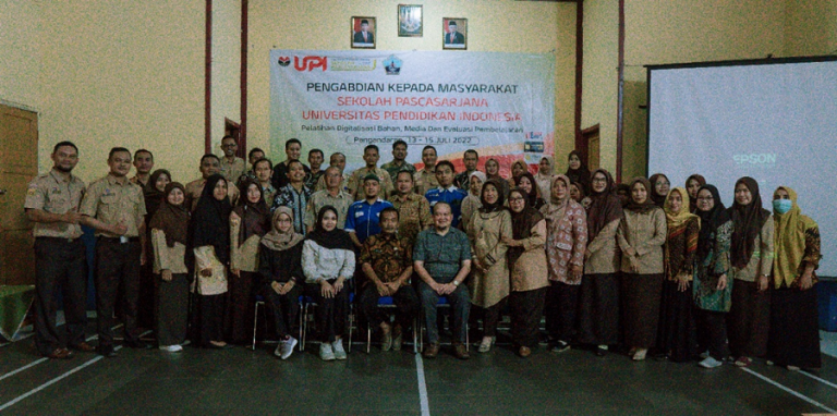 Pengabdian kepada Masyarakat (PkM)  Program Studi Pendidikan Teknologi Kejuruan Universitas Pendidikan Indonesia