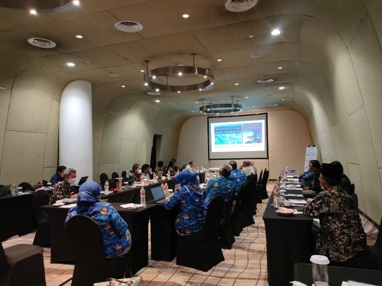 PUI TVET-RC Bahas Kompetensi Guru Teknik dan Vokasi
