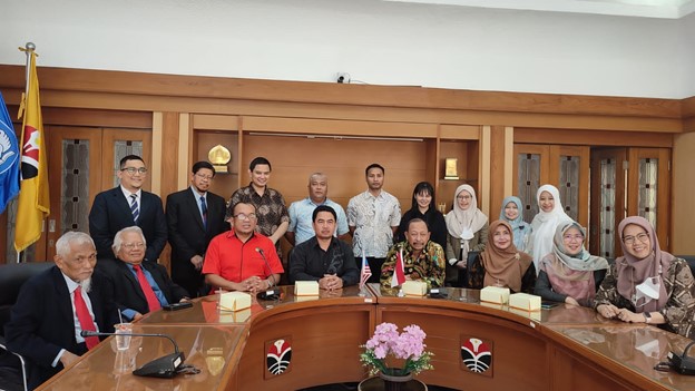 Universitas Pendidikan Indonesia dan Universiti Kebangsaan Malaysia Menandatangani Nota Kesepahaman Bersama