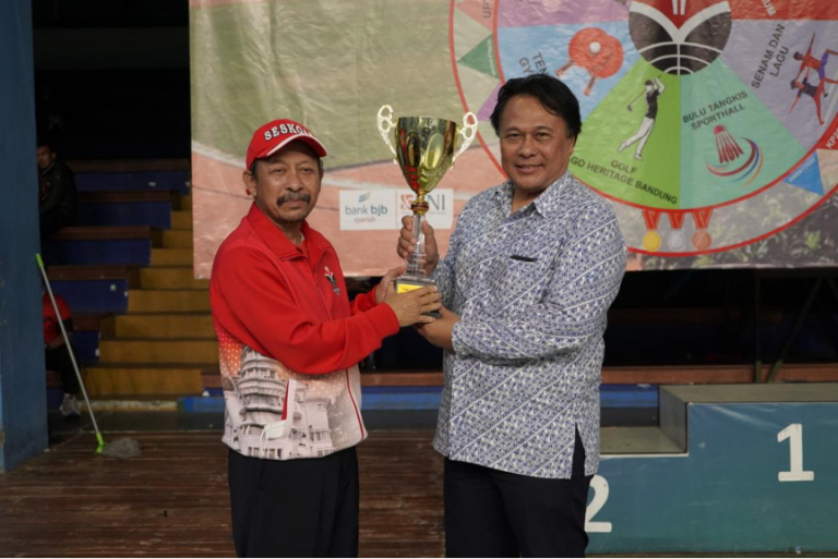 Penutupan Pordoska XII UPI : FPOK Sabet Juara Umum