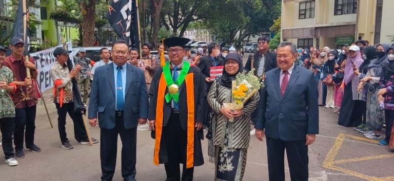 Prof. Asep Herry Hernawan Inspirasi Bagi Semua Calon Guru