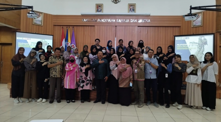 PERDANA! DEPDIKSATRASIA FPBS UPI LEPAS MAHASISWANYA IKUTI MBKM MANDIRI PRODI
