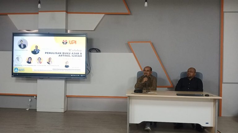 Prodi DIKMANPER FPEB UPI Dorong Dosennya Terbitkan Buku