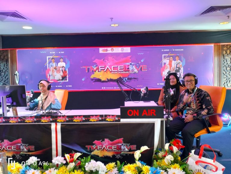 Cecep Darmawan Bahas Urgensi Bela Negara dalam UPSI-UPI International Conference 2023