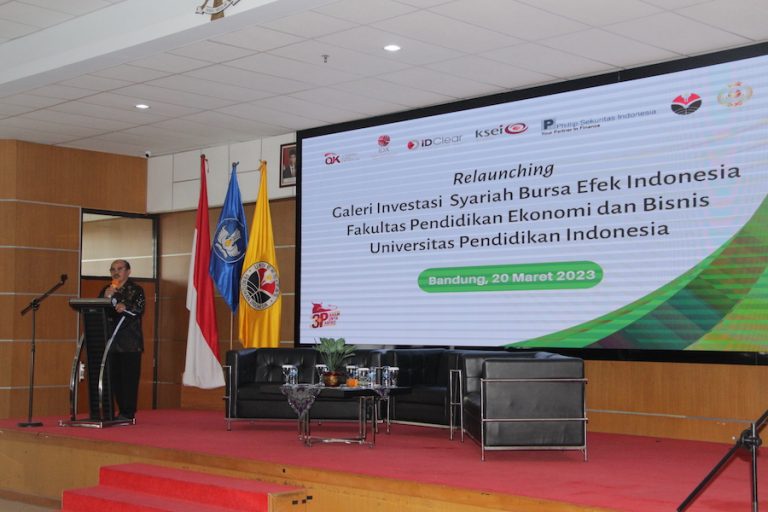 Galeri Investasi Syariah BEI FPEB UPI : Indikator Penting dalam Tranformasi Perguruan Tinggi yang berperan Meningkatkan Edukasi Pasar Modal Syariah bagi dosen dan mahasiswa.