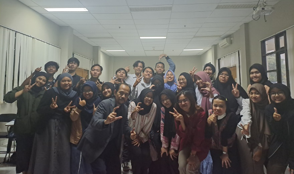 HUMAS UPI BERI PELATIHAN JURNALISTIK MAHASISWA MAGANG MERDEKA BELAJAR: PENINGKATAN CAPAIAN IKU BIDANG PUBLIKASI